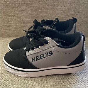 Heelys PRO 20 Kids Black and Grey Sneakers
